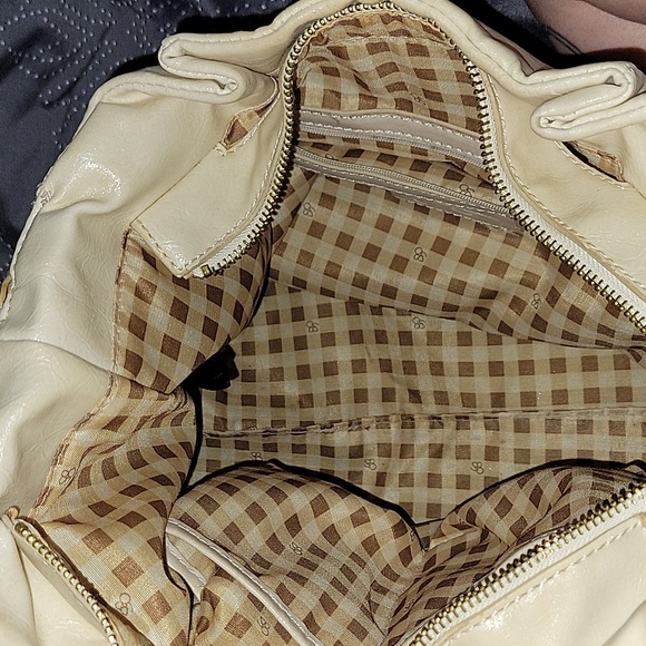 Jessica Simpson PVC Tote in Cream Color - Picture 7 of 9